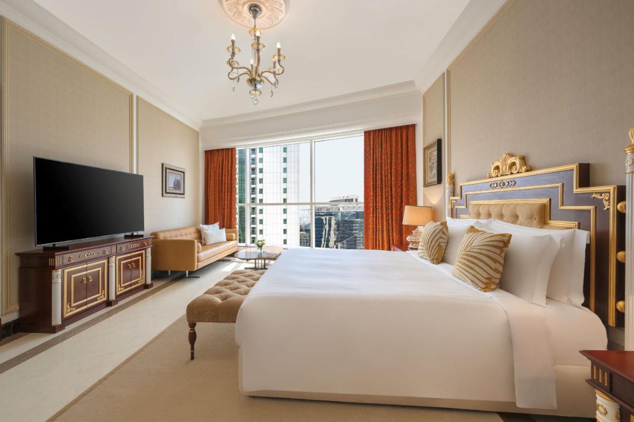 Dusit Hotel & Suites - Doha Bagian luar foto Deluxe Room