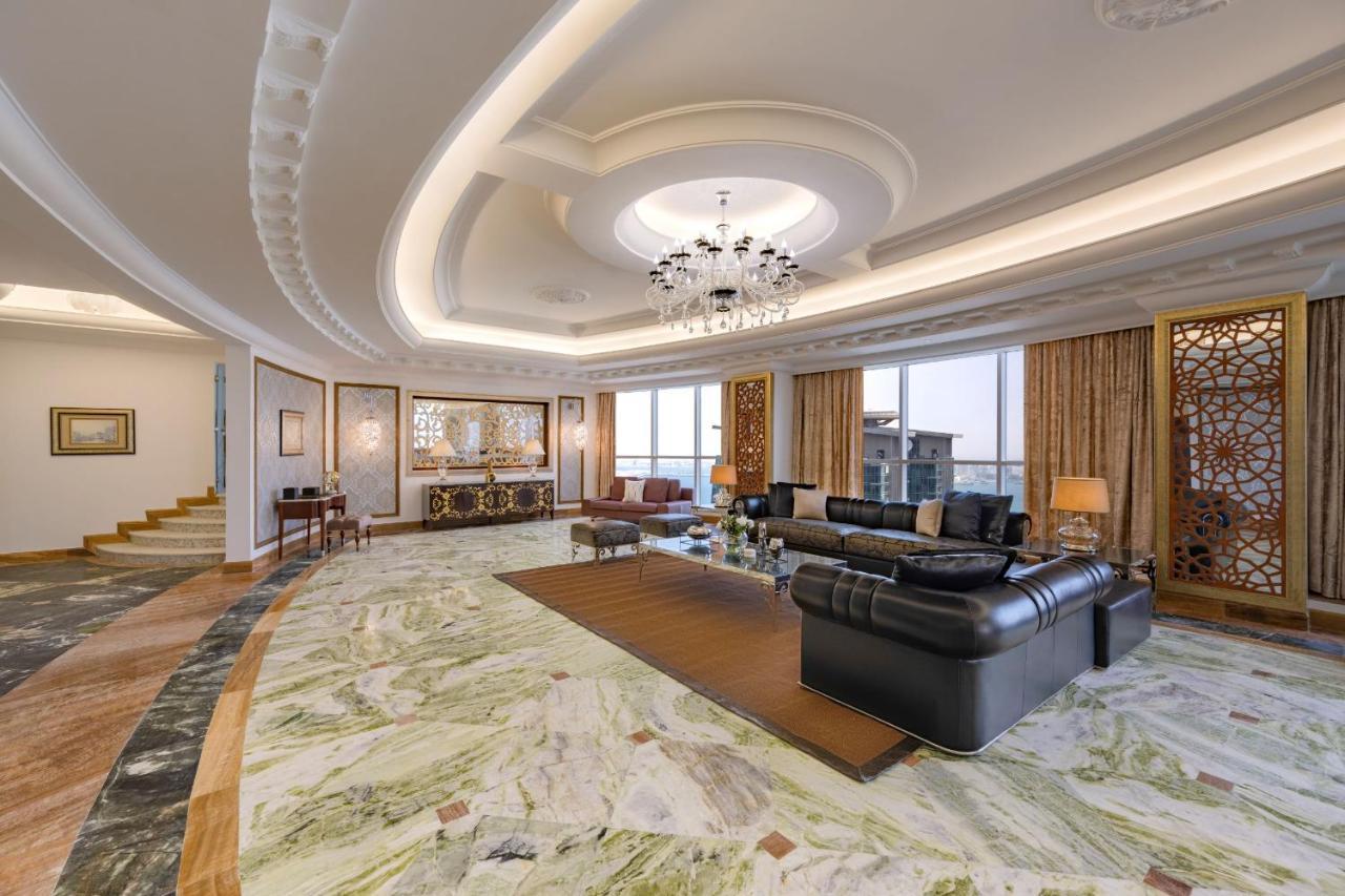 Dusit Hotel & Suites - Doha Bagian luar foto Presidential Suite
